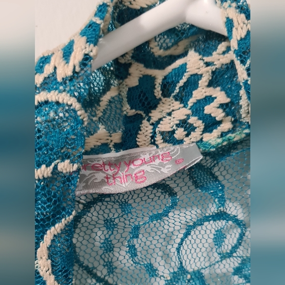 Pretty young thing mesh light weight cover up - Picture 2 of 4